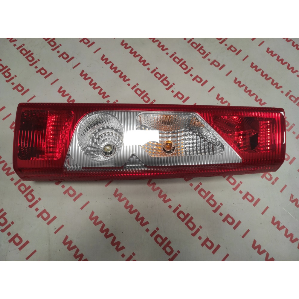 Fotografia produktu OEM FIAT OEM9467069988 LAMPA FIAT SCUDO 07- PRAWA TYŁ KOMPLETNA Citroen Jumpy 07-, Peugeot Expert 07-, Toyota Proace 13-