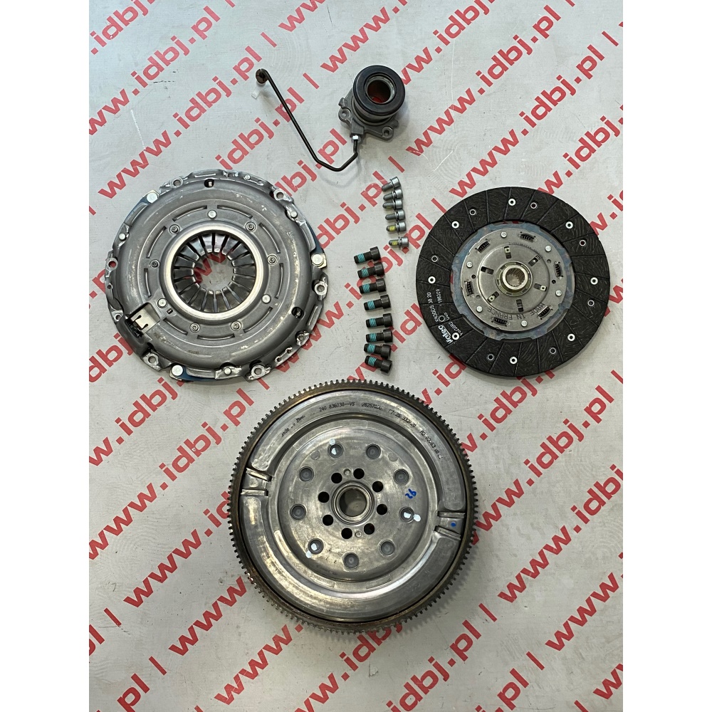 Fotografia produktu VALEO VAL837302 SPRZĘGŁO KOMPLETNE FIAT #240# OPEL ZAFIRA  1.7 CDTI Sprzęgło kompletne z kołem dwumasowym