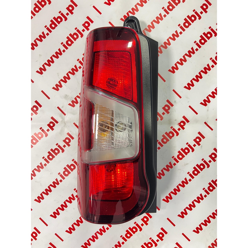 Fotografia produktu PEUGEOT OR9819235880 LAMPA TYŁ PEUGEOT PARTNER 18- KOMPLETNA, ZESPOLONA LEWA 