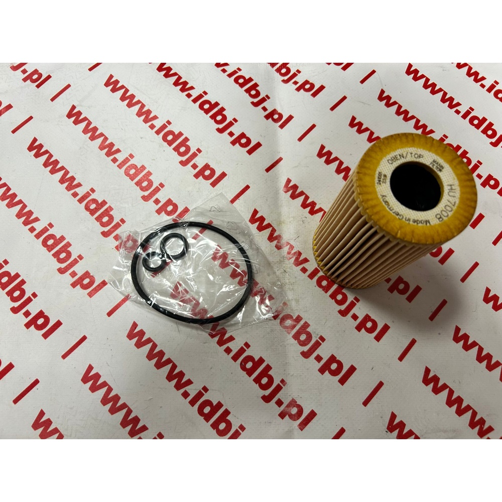 Fotografia produktu MANN-FILTER MANHU7008Z FILTR OLEJU AUDI A4 B8,  A6 C7, SKODA SUPERB II, VW PASSAT, GOLF VI 2.0 TDI Większość aut grupy VAG z silnikiem 2.0 TDI od roku 2003 do teraz