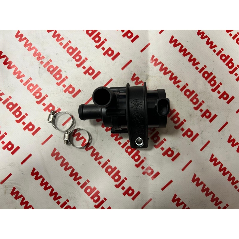 fotografia produktu NRF NRF390053, POMPA WODY ELEKTRYCZNA VW T5 2.0 TFSI