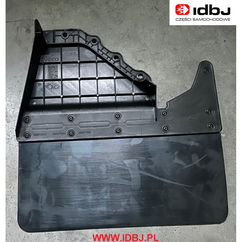 Fotografia produktu IVECO OR5802362366 CHLAPACZ IVECO DAILY 14- TYŁ PRAWY Chlapacz tylny do samochodów blaszaków.