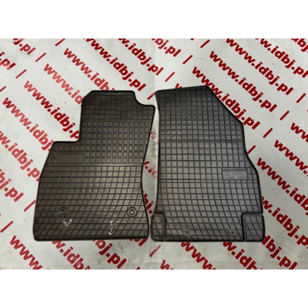Fotografia produktu REZAW-PLAST FRO0910P DYWANIK GUMOWY KORYTKOWY FIAT DOBLO 10- 2 SIEDZENIA STOPERY DO PRZEDNICH DYWANIKÓW