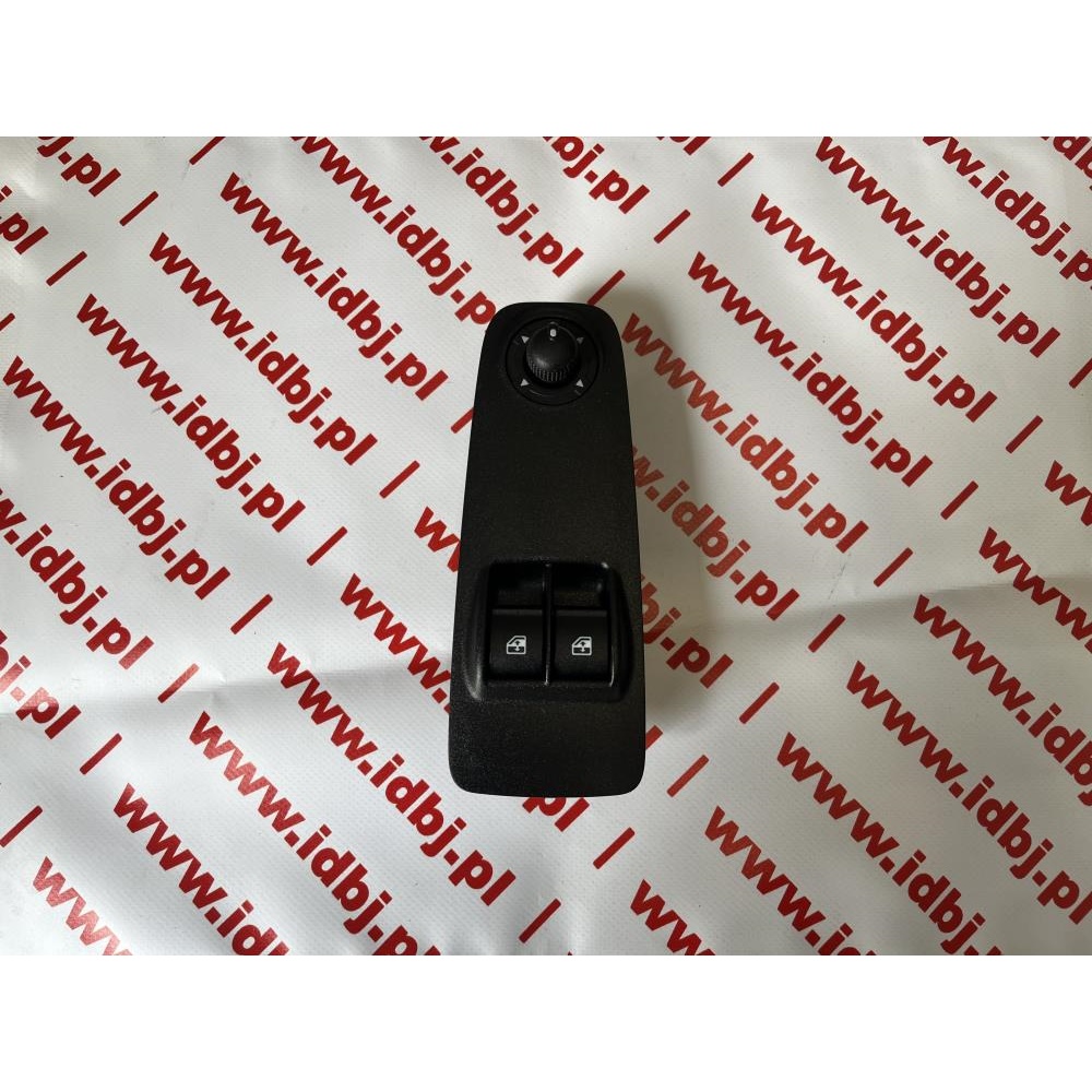 Fotografia produktu FIAT OR53299298 STEROWNIK, PRZEŁĄCZNIK PODNOSZENIA SZYB FIAT DUCATO 06- Włącznik, wyłacznik elektrzycznie sterowanej szyby.