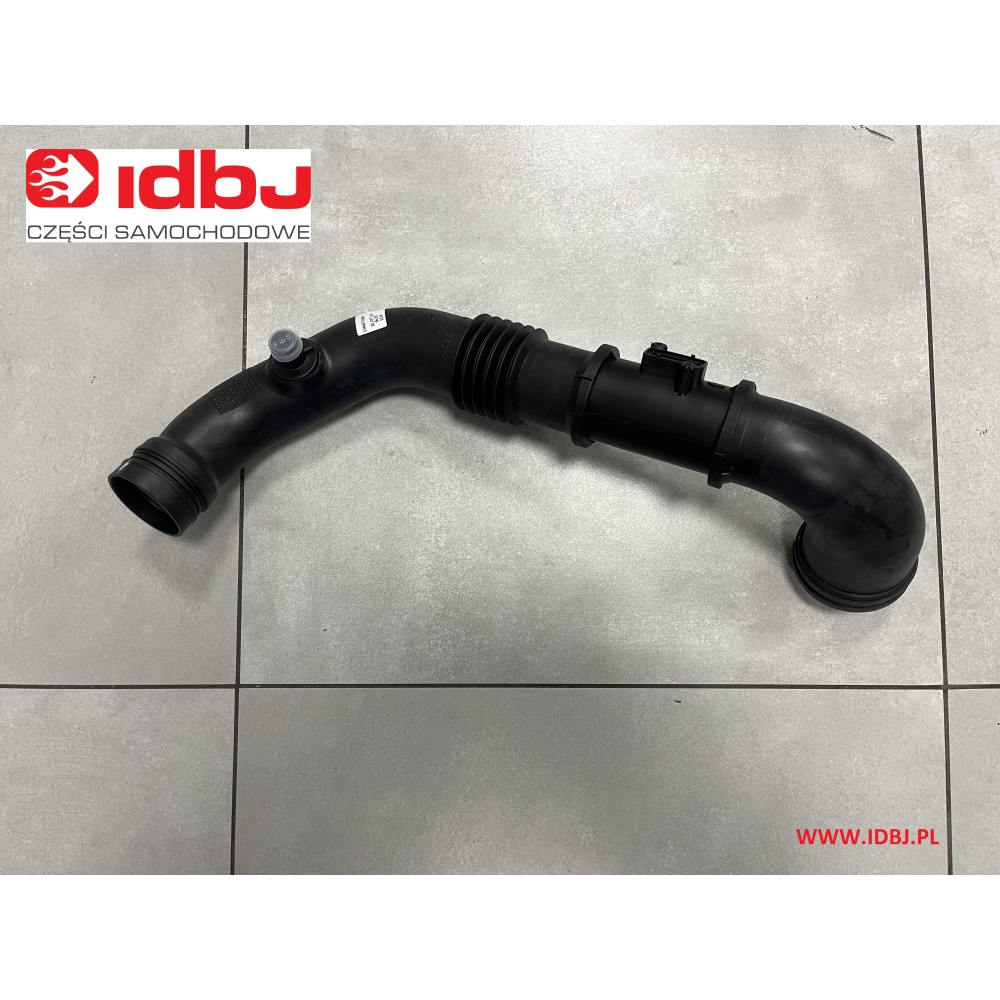 Fotografia produktu FIAT OR1366671080 PRZEWÓD, RURA, WĄŻ FILTRA POWIETRZA FIAT DUCATO 06-, 11- 2.2 JTD PRZEWÓD DOLOTOWY DO TURBOSPRĘŻARKI, POMIEDZY TURBINĄ A PRZEPŁYWOMIERZEM