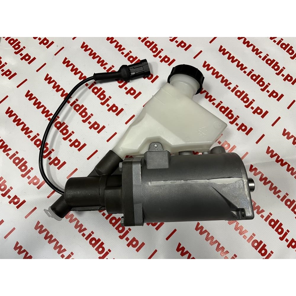 Fotografia produktu IVECO OR5801574722 POMPA SPRZĘGŁA IVECO TECTOR 08- POMPA SPRZĘGŁA WRAZ ZE ZBIORNICZKIEM NA PŁYN