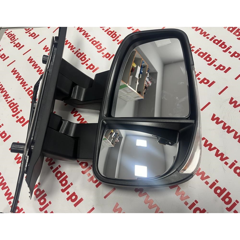 Fotografia produktu IVECO PAM19095942085/HD LUSTERKO IVECO 14-, 19- POZMIANOWE PRAWE KRÓTKIE ELEKTRYCZNE, PODGRZEWANE Lusterko elektrycznie sterowane z dużym pozmianowym kierunkowskazem. Przedzmianowe na dwie wtyczki.