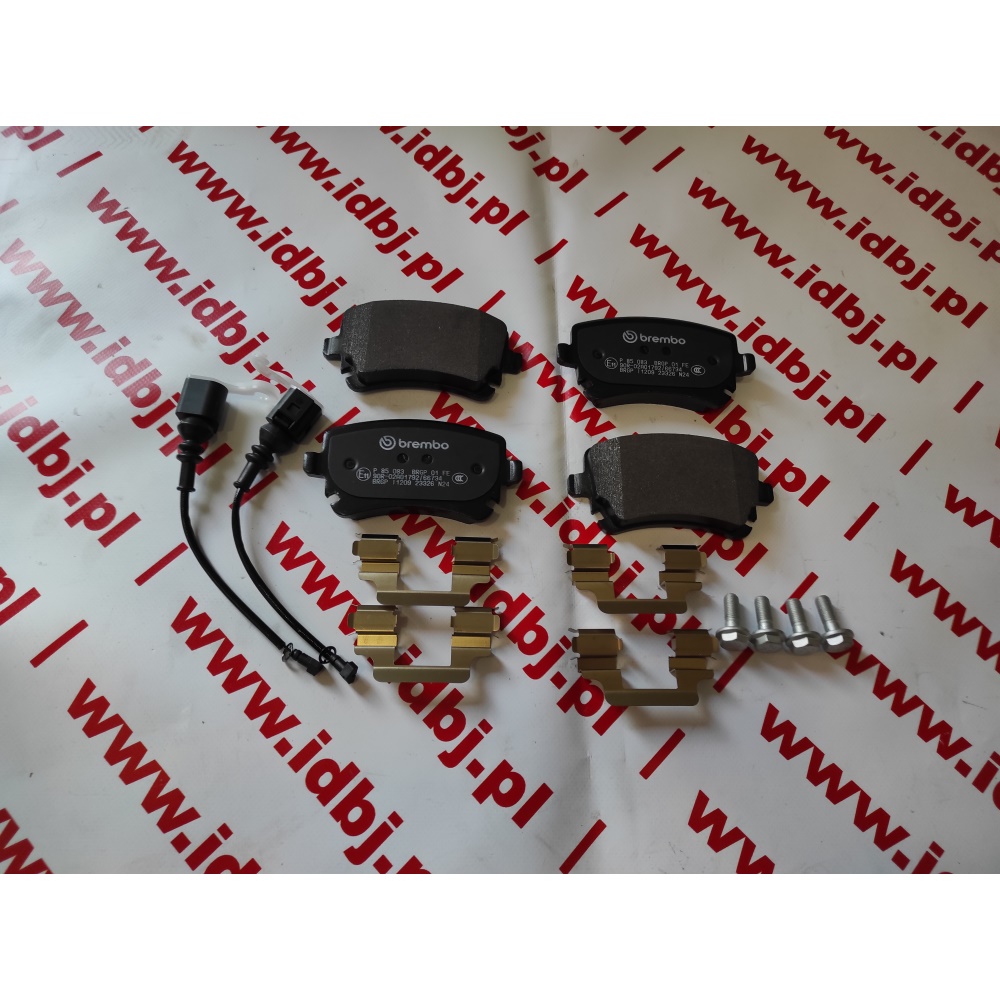 Fotografia produktu BREMBO BREP85083 KLOCKI HAMULCOWE TYŁ PRIME LINE, VOLKSWAGEN TRANSPORTER, MULTIVAN, T5, T6, 03- Z CZUJNIKIEM, VOLKSWAGEN CALIFORNIA, MULTIVAN, TRANSPORTER 03-