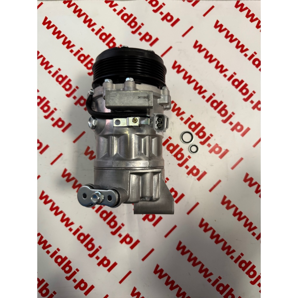 Fotografia produktu NISSENS NIS890074 KOMPRESOR, SPRĘŻARKA KLIMATYZACJI FIAT DOBLO 15-, 1.3, 1.6 
