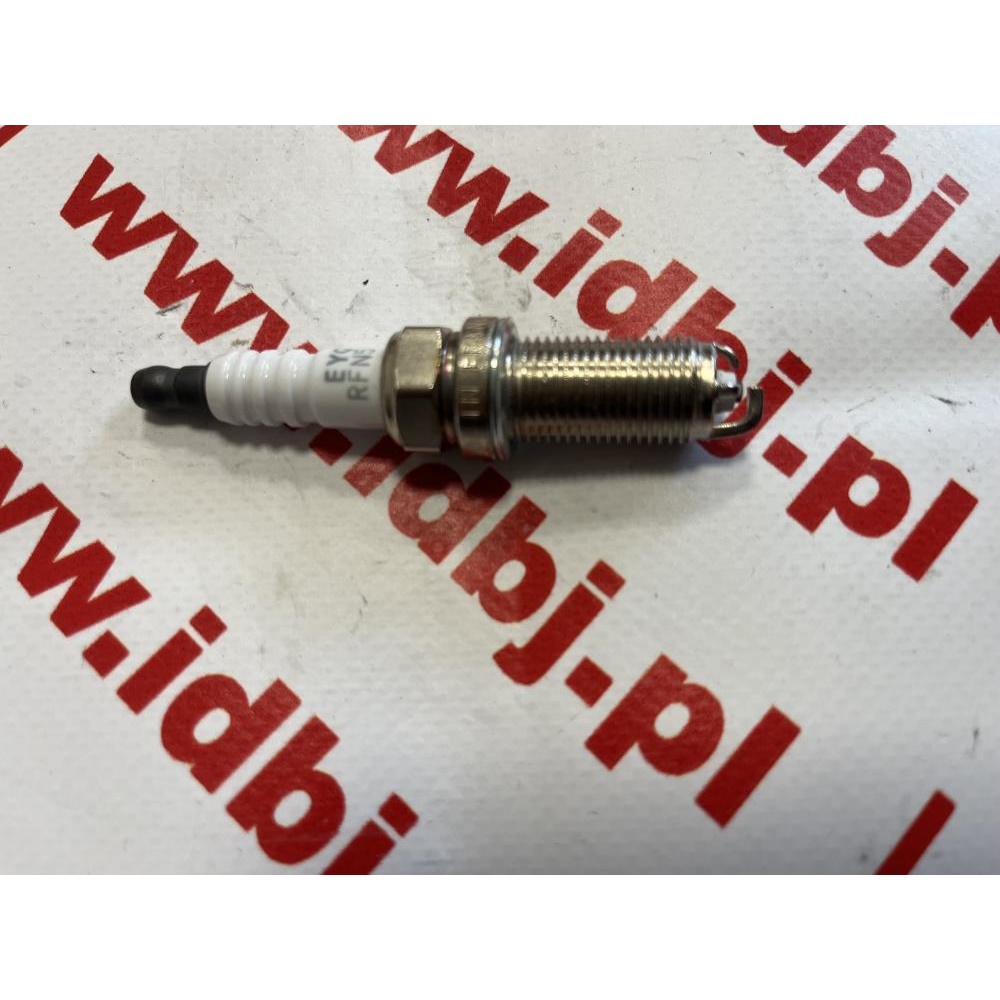 Fotografia produktu FIAT OR9649464080 ŚWIECA ZAPŁONOWA CITROEN C4, C5, JUMPY, PEUGEOT 307, 308 07- 2.0 16V, 1.8 16V 4 ELEKTRODY