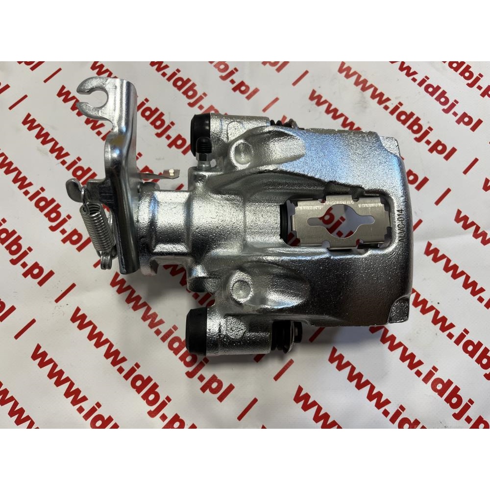 Fotografia produktu PAMMELSON PAM42576913 ZACISK HAMULCOWY IVECO DAILY 16- MODELE S LEWY TYŁ BEZ JARZMA Zacisk do linki typu młoteczek-młoteczek.