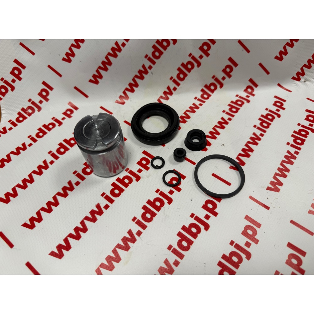 Fotografia produktu QUICK BRAKE QBK1145002 REPERATURKA ZACISKU HAMULCOWEGO SCUDO 07-, EXPERT,  VW TYŁ 41MM + TŁOCZEK Gumka, osłona tłoczka hamulcowego plus kwadring uszczelniający tłoczek w zacisku.