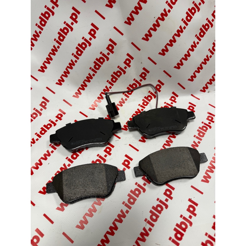 Fotografia produktu METELLI ME2203210 KLOCKI HAMULCOWE FIAT STILO 1.2, 1.4 PRZÓD FIORINO, GRANDE PUNTO 1.2, 1.3 JTD, 1 Alfa Romeo mito 1.4, Citroen Nemo , Peugeot Bipper 1.4, 1.4 hdi, Fiat 500 1.3 jtd 09-, Bravo II 1.4, Doblo 1.3 jtd 05-, Idea 1.3 jtd.