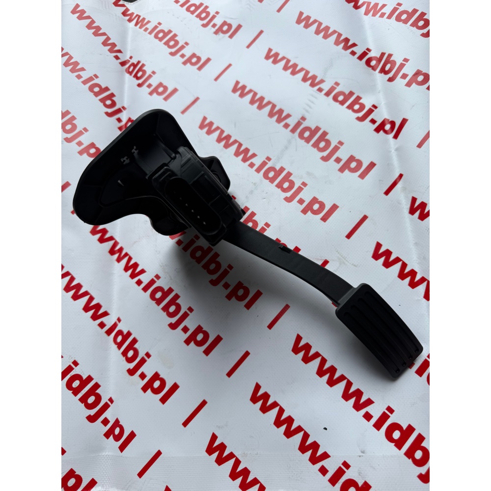 Fotografia produktu HELLA HE6PV010 946-211 PEDAŁ GAZU FORD TRANSIT 06- 