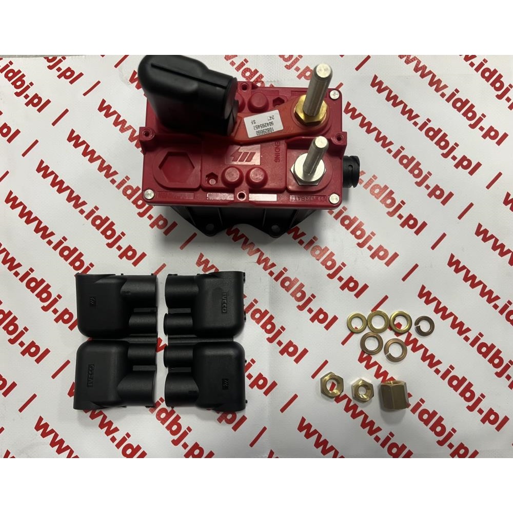 Fotografia produktu IVECO OR504265457 WYŁĄCZNIK GŁÓWNY PRĄDU IVECO STRALIS 24V, HEBEL 