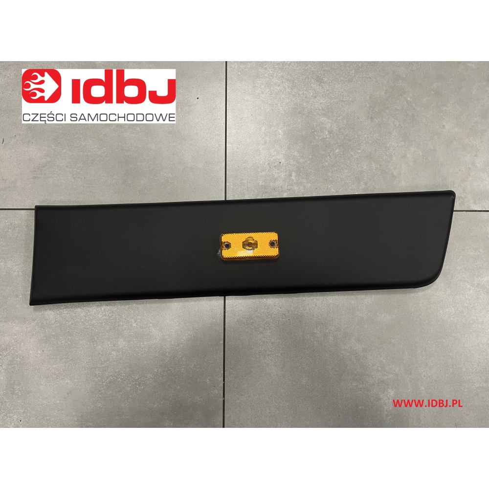 Fotografia produktu PAMMELSON PAM735684291 LISTWA PRZED TYLNYM KOŁEM LEWA CZARNA DUCATO, BOXER, JUMPER 14- Z OBRYSÓWKĄ CZARNA