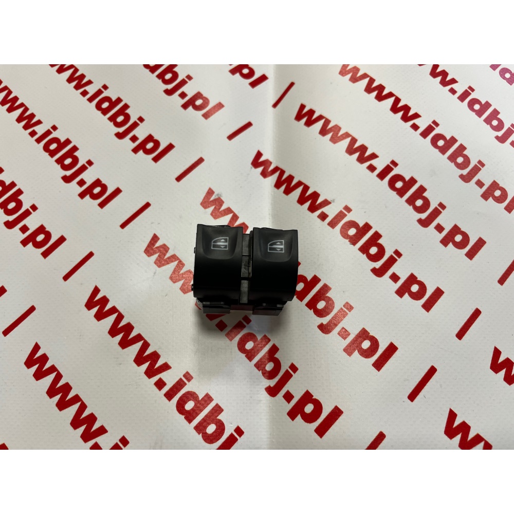 Fotografia produktu RENAULT OR254112588R PRZEŁĄCZNIK PODNOSZENIA SZYB LEWY PRZÓD RENAULT TRAFIC, CAPTUR, CLIO 14- 7 PINÓW