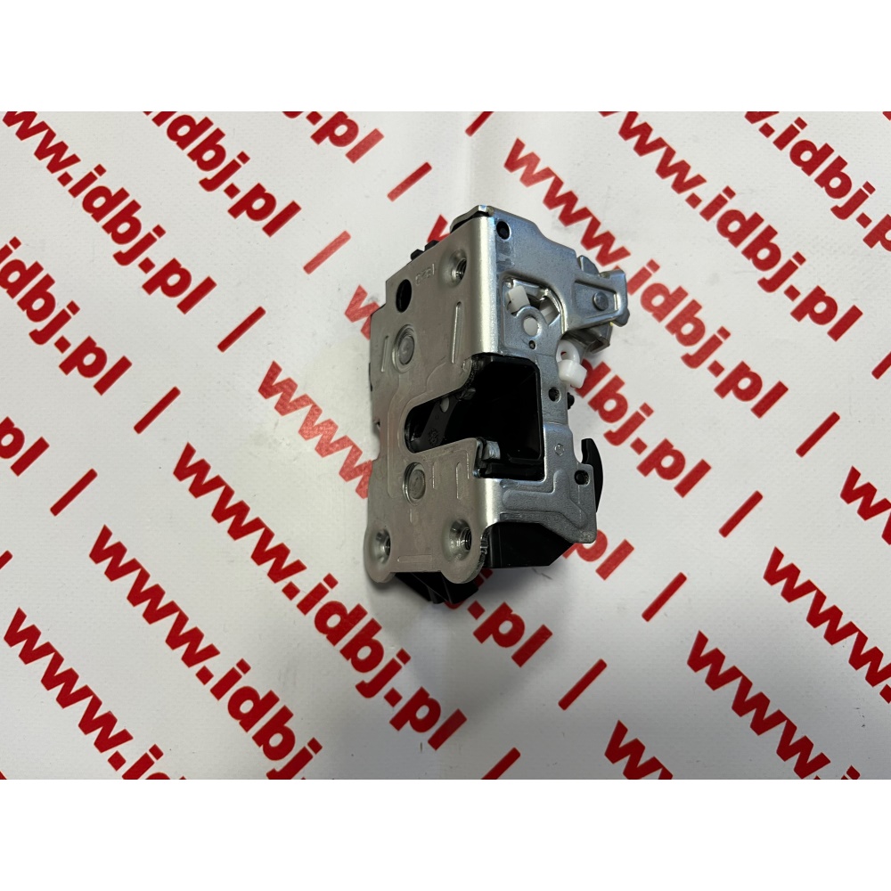 Fotografia produktu RENAULT OR8200147152 ZAMEK DRZWI RENAULT MASCOTT, MASTER I,II PRZÓD LEWY 