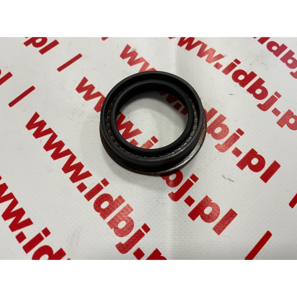 Fotografia produktu FORD OR1490305 USZCZELNIACZ PÓŁOSI FORD TRANSIT 2.2. 06- 14 PRAWY, LEWY 67/60 /43 /13