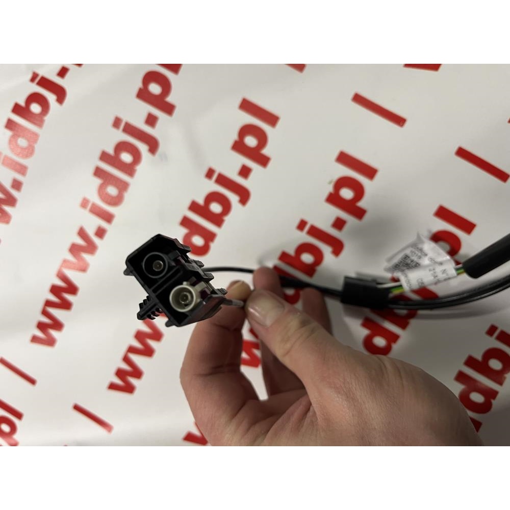 fotografia produktu FIAT OEM735782723, LUSTERKO DUCATO, BOXER, JUMPER 23- PRAWE ELEKTRYCZNE Z ANTENĄ DAB