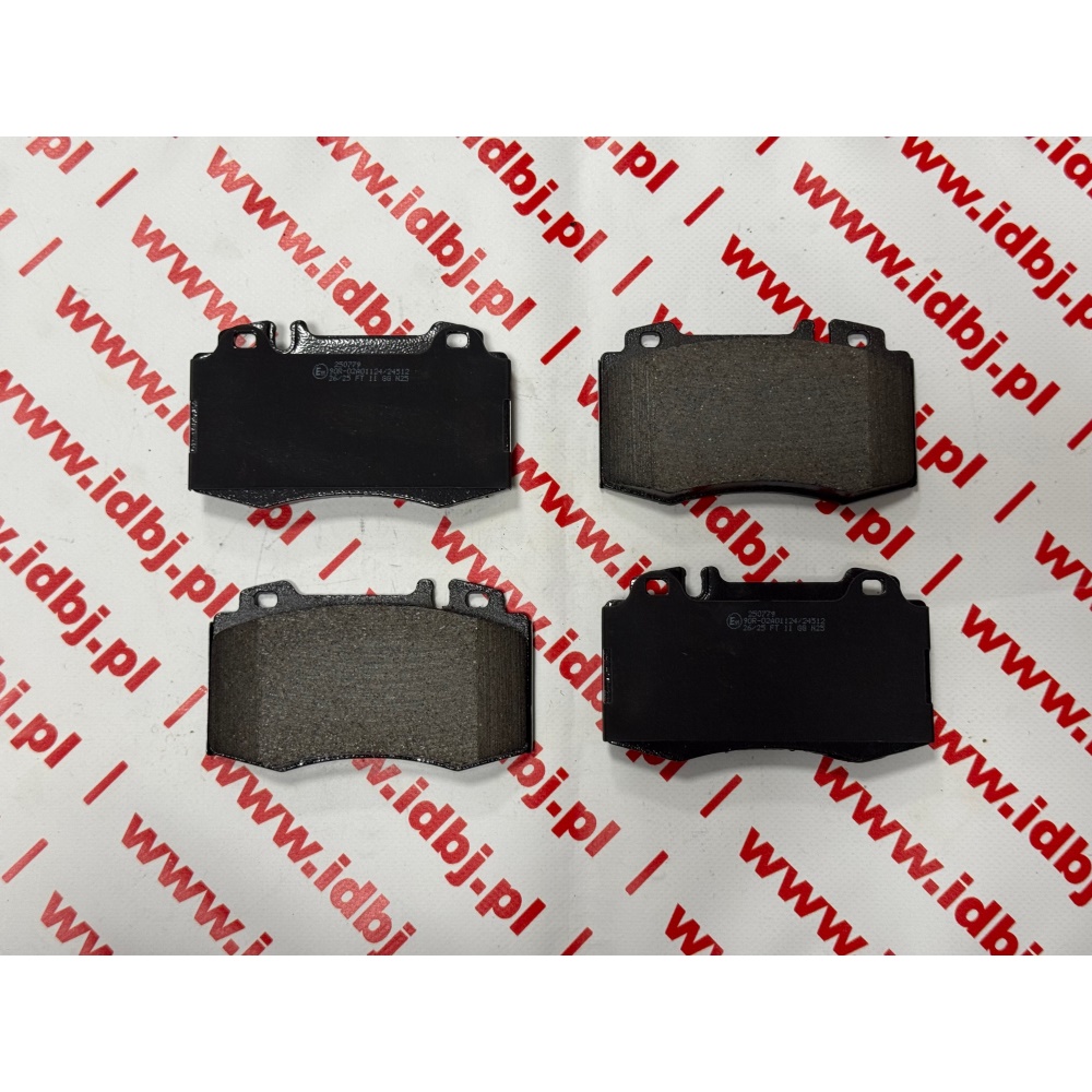 Fotografia produktu METELLI MET22-0563-0 KLOCKI HAMULCOWE MERCEDES-BENZ KLASA C 00- 