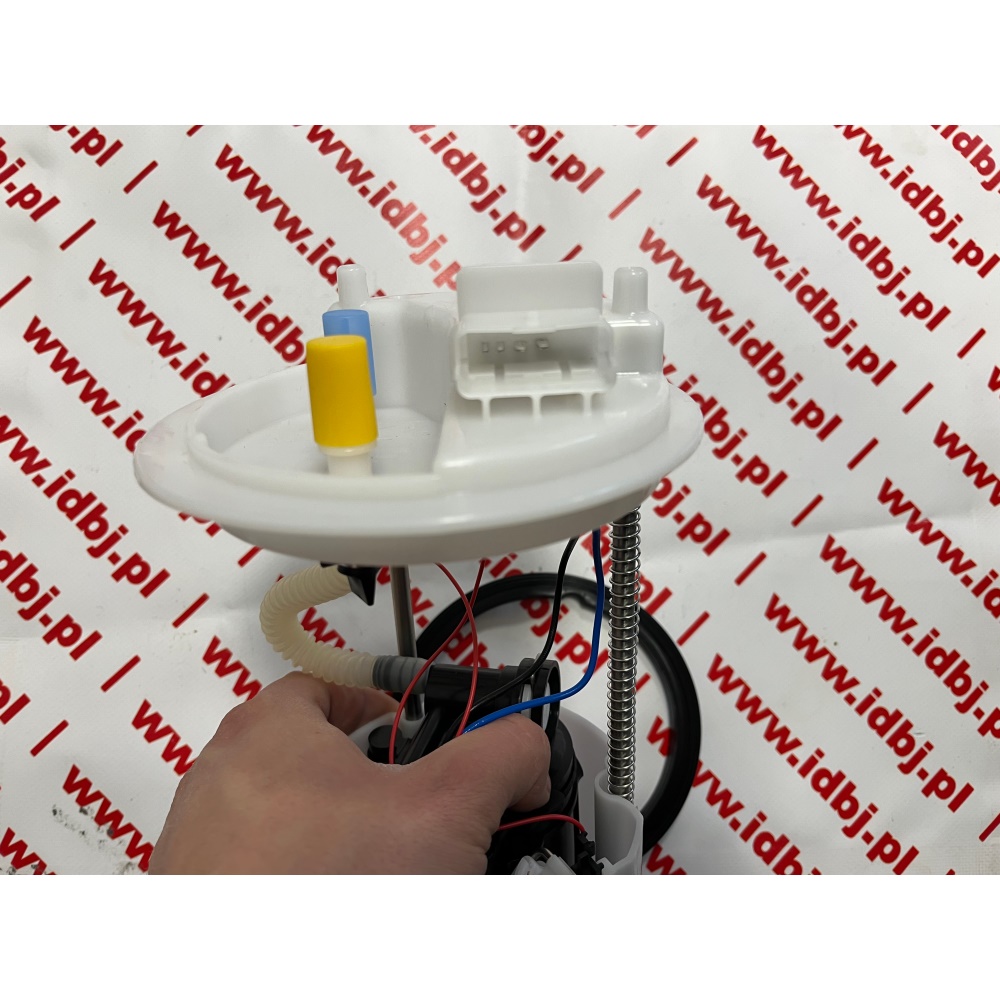 fotografia produktu HELLA HE8TF358146-901, POMPA PALIWA, PŁYWAK FIAT DOBLO 1.4, OPEL COMBO 10- 1.4