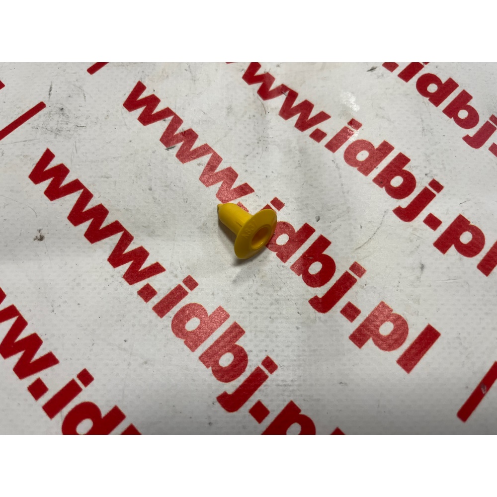 Fotografia produktu IVECO OR500382984 SPINKA TAPICERKI DRZWI IVECO 06- GNIAZDO 7MM IVECO TAPICERKA