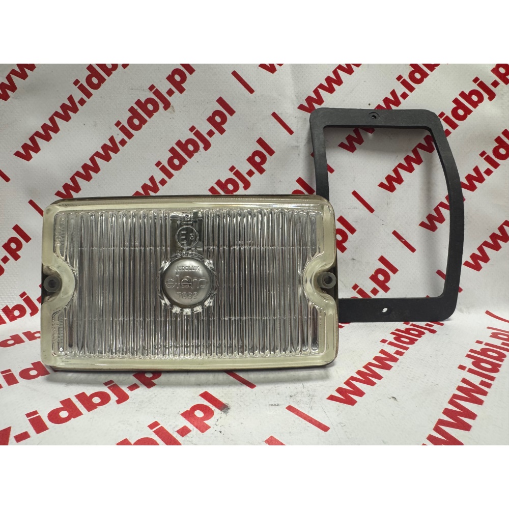 Fotografia produktu PEUGEOT ORSIEM7692 LAMPA PRZECIWMGIELNA PEUGEOT 205, GT, GTI PRZEDNI BIAŁA P=L