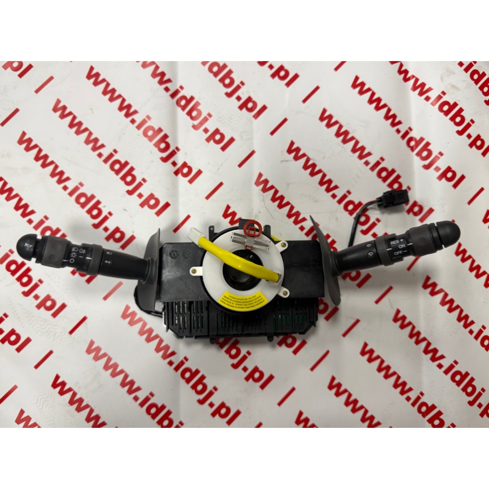 Fotografia produktu PAMMELSON PAM500321202 PRZEŁĄCZNIK ZESPOLONY IVECO DAILY 00-, TEMPOMAT Napięcie:12V, liczba zestyków 34, z taśmą airbag, z dunkcja świateł przeciwmgielnych