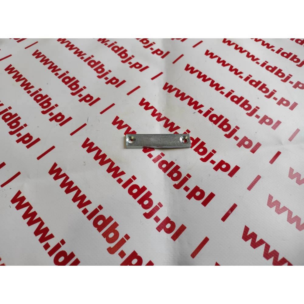 Fotografia produktu IVECO OR42079421 BLASZKA OBEJMY WSPORNIKA WYBIERAKA ZMIANY BIEGÓW IVECO STRALIS, TRAKKER, CURSOR BLASZKA ZAKLEPYWANA NA OBEJMIE WSPORNIKA DO WYBIERAKA SKRZYNI BIEGÓW NA KTÓRY WCHODZĄ 2 SPRĘŻYNY. 1SZTUKA NA AUTO