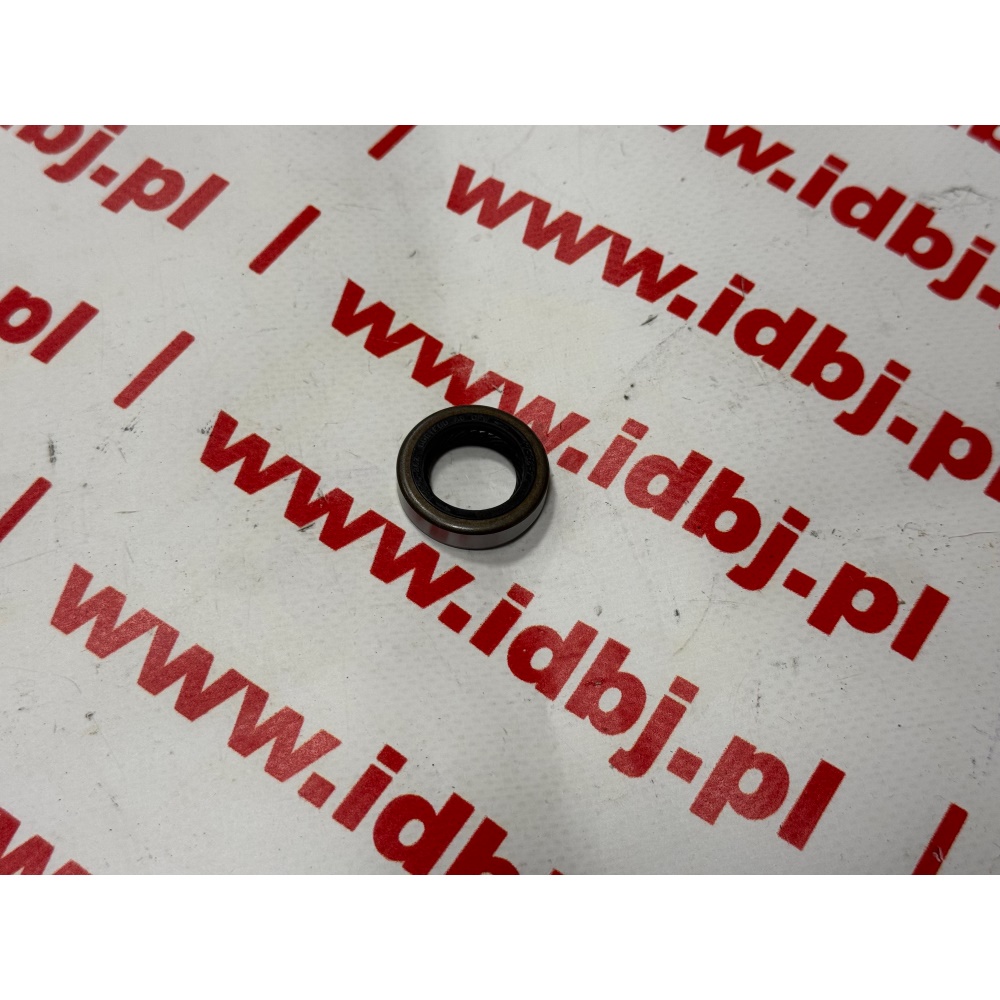 Fotografia produktu CORTECO CT12011441 28 X 17 X 7 RS USZCZELNIACZ NA WAŁEK SPRZĘGŁOWY CC 700 SIMERING WALKA SPRZĘGŁOWEGO FIAT CINQUECENTO 700.