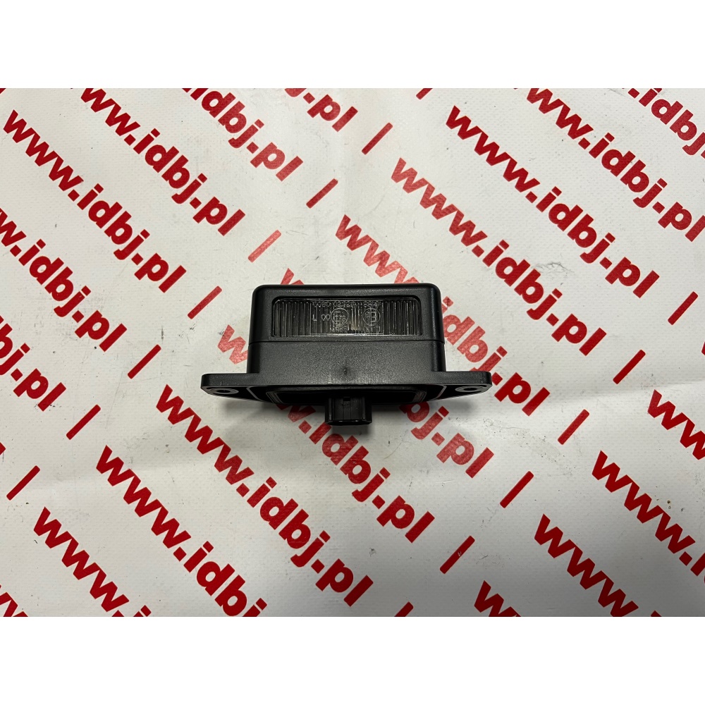 Fotografia produktu IVECO OR5802906834 OŚWIETLENIE TABLICY REJESTRACYJNEJ IVECO DAILY 22- LAMPA, LAMPKA REJESTRACJI