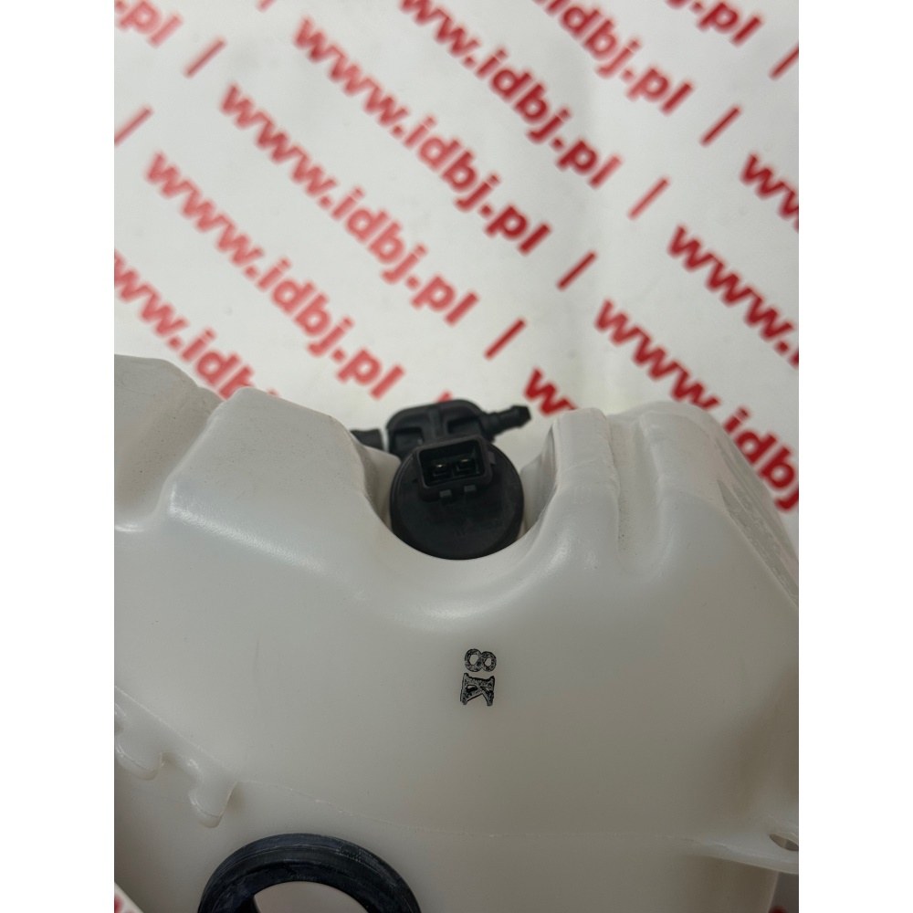 fotografia produktu FIAT OR52095655, ZBIORNICZEK PŁYNU SPRYSKIWACZA FIAT PUNTO GRANDE 05-