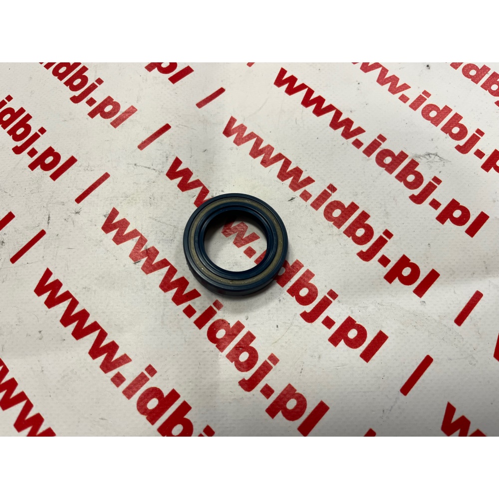 Fotografia produktu PAMMELSON PAM110967717 USZCZELNIACZ, SIMERING LEWA STRONA TYLNEGO MOSTU JEEP RENEGADE, FIAT 500X 4X4 USZCZELNIACZ LEWY PÓLOSI TYLNEGO MOSTU ALFA ROMEO TONALE