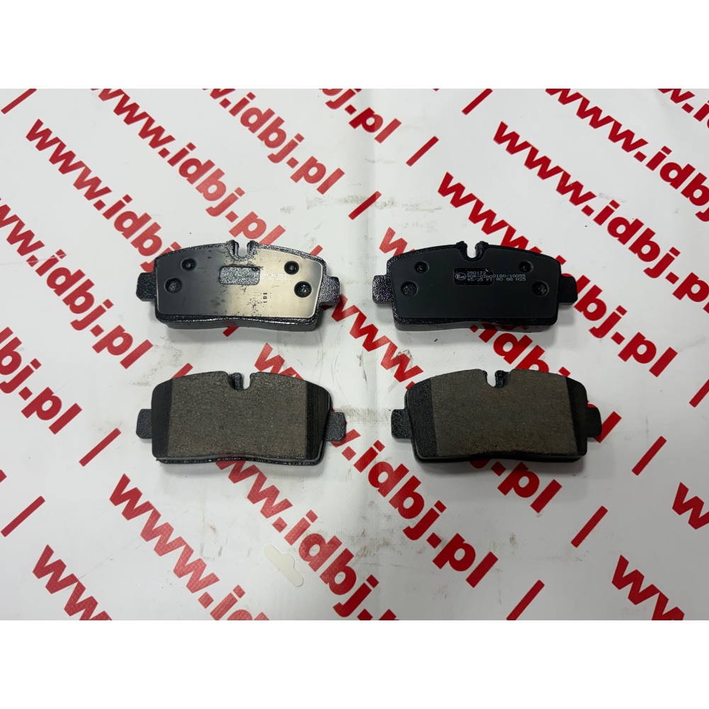 Fotografia produktu PAMMELSON PAM17952900 KLOCKI HAMULCOWE TYŁ IVECO DAILY 19- HAMULEC RĘCZNY ELEKTRYCZNY Zestaw klocków do Iveco z elektrycznym hamulcem ręcznym.