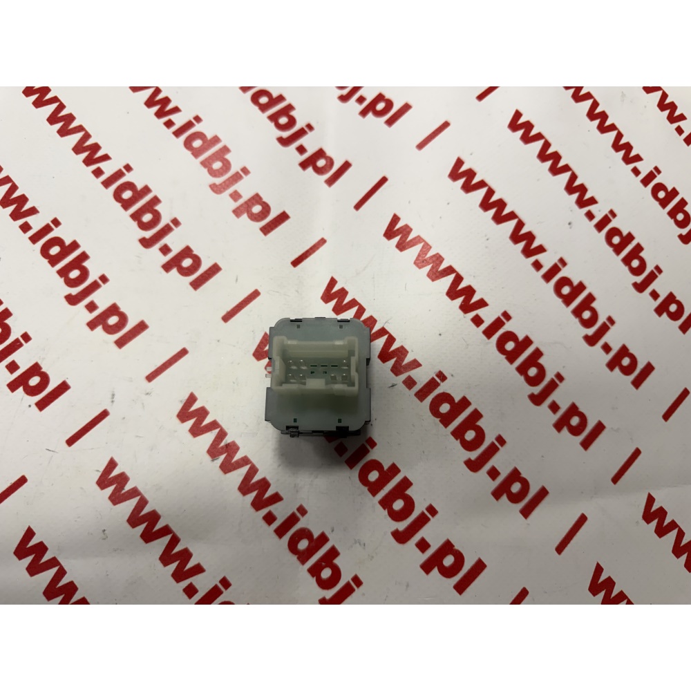 fotografia produktu PAMMELSON PAM254118722R, STEROWNIK, PRZEŁĄCZNIK PODNOSZENIA SZYB RENAULT TRAFIC, MASTER  III 14- LEWY