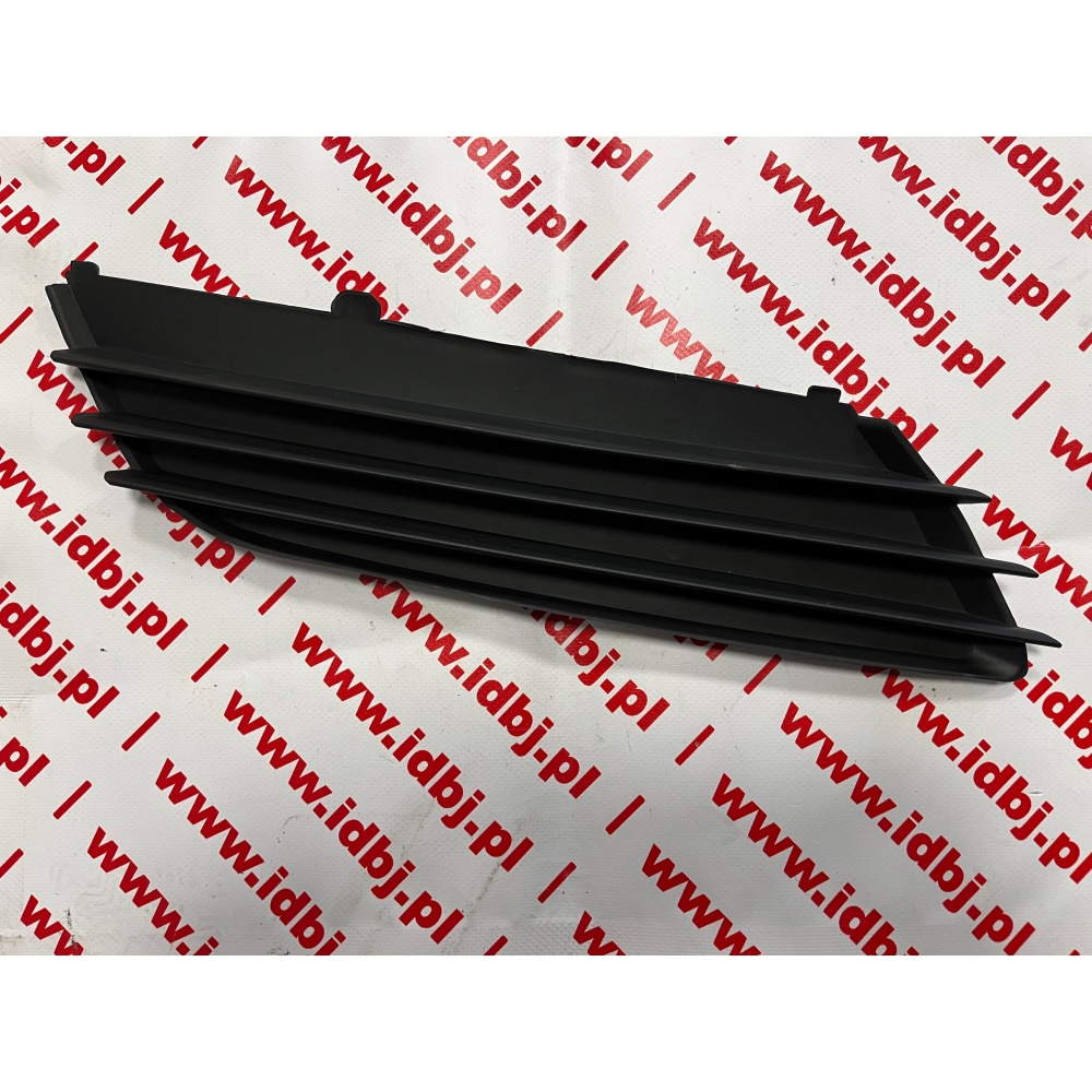 Fotografia produktu PAMMELSON PAM1400308 ATRAPA, KRATKA ZDERZAKA OPEL ASTRA H 03- PRAWA Kratka wentylacyjna, bez otworów na halogen.