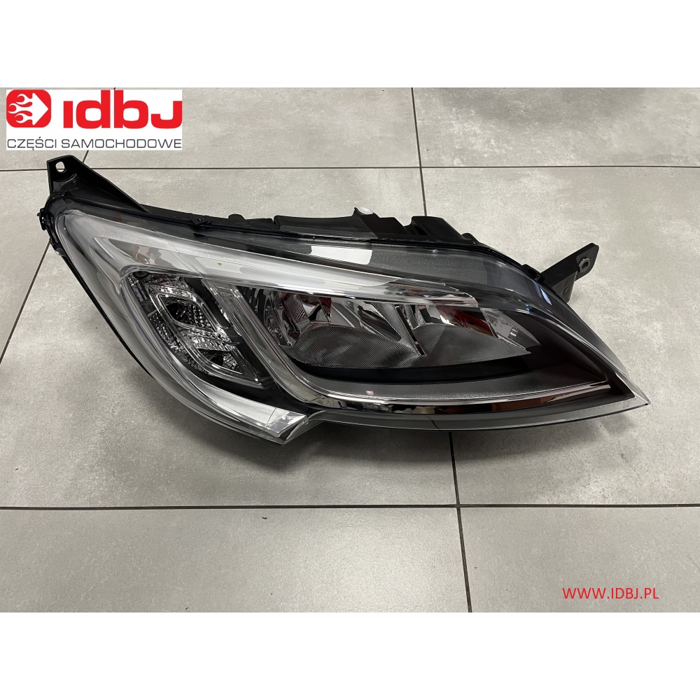 Fotografia produktu PAMMELSON PAM1374292080 REFLEKTOR DUCATO, BOXER, JUMPER 14- PRAWY BEZ ŚWIATEŁ DO JAZDY DZIENNEJ 