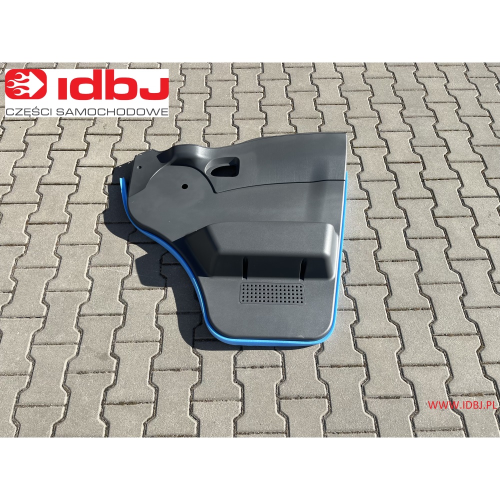 Fotografia produktu IVECO OR500339322 TAPICERKA DRZWI IVECO 00- PRAWA ELEKTRYCZNA 