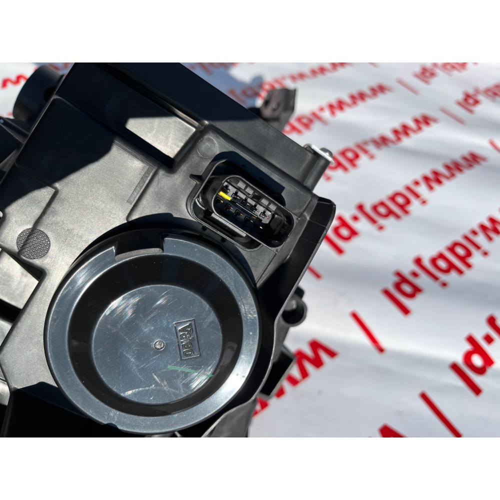 fotografia produktu PEUGEOT OR9854837280, REFLEKTOR LED TOYOTA PROACE CITY, PEUGEOT RIFTER 1.5 HDI 23- PRAWY