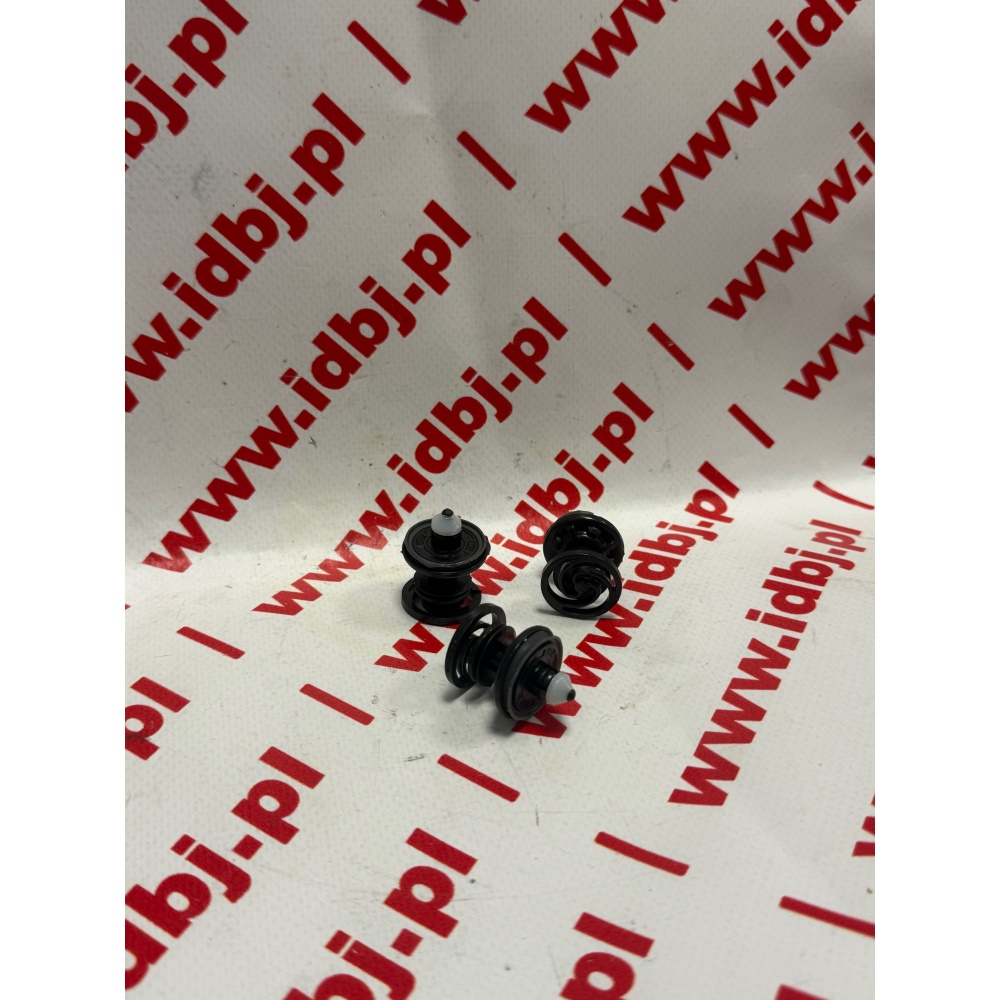 Fotografia produktu PAMMELSON PAM13428686L7 SPINKA TAPICERSKA VW, AUDI, SKODA, SEAT ZESTAW 5 SZTUK 