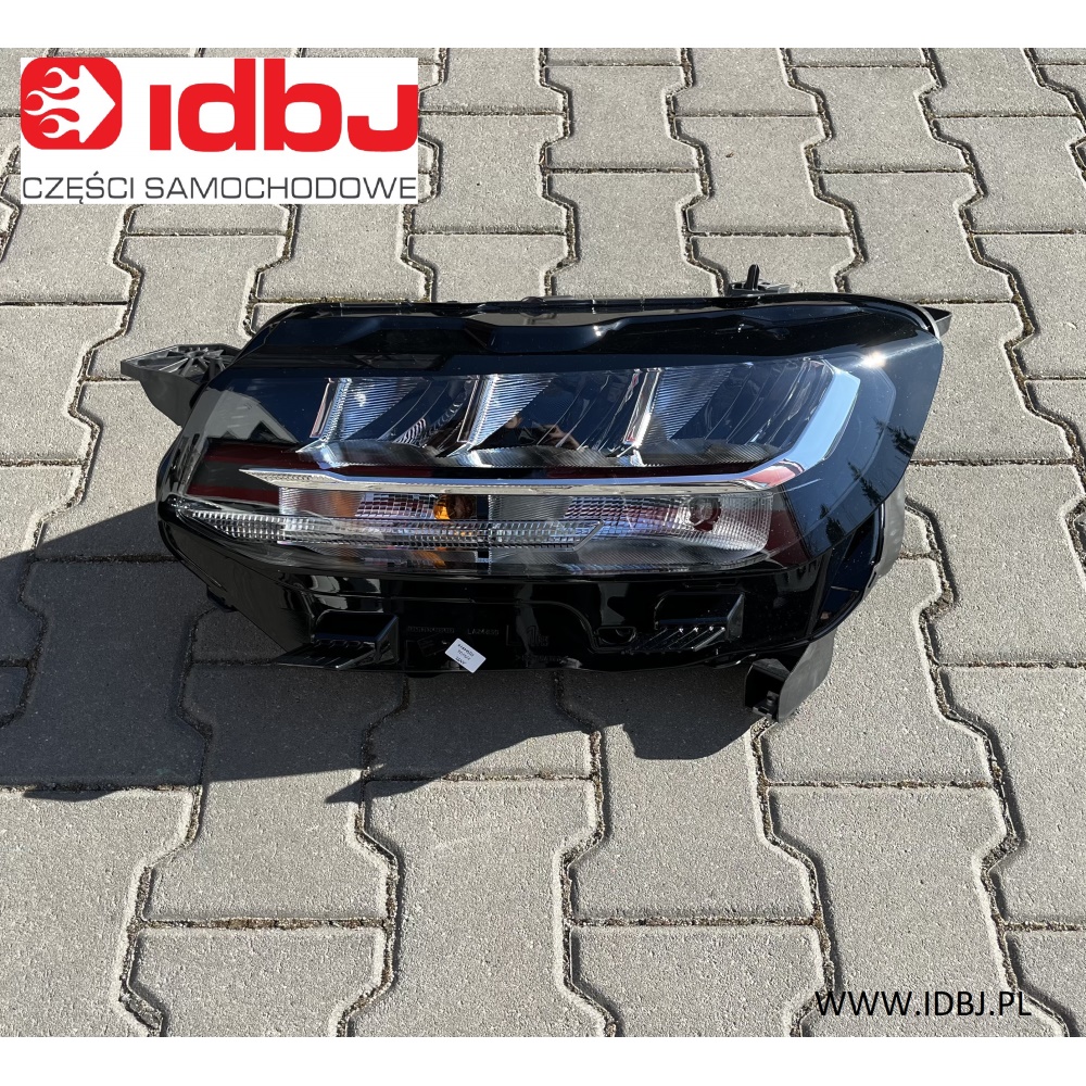 Fotografia produktu PEUGEOT OR9854104980 REFLEKTOR TOYOTA PROACE CITY, PEUGEOT RIFTER 1.5 HDI 23- LEWY STRONA LEWA 