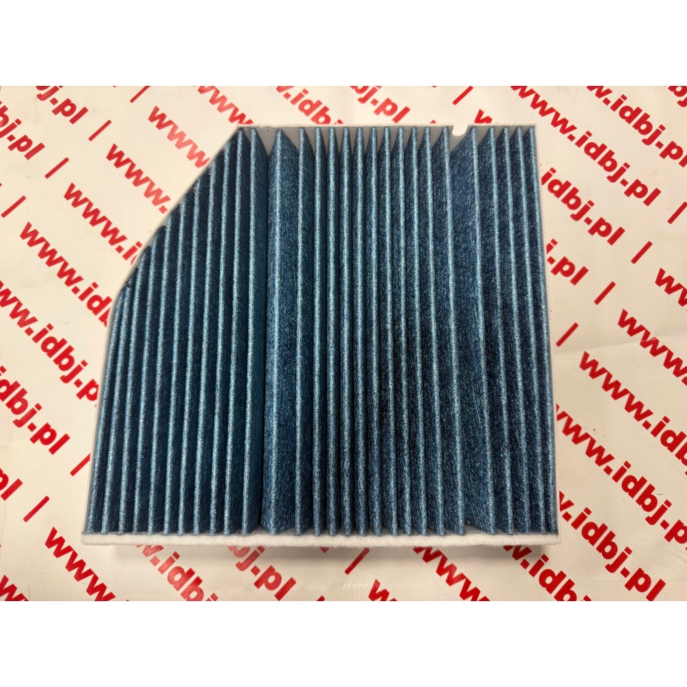 Fotografia produktu DENCKERMANN DECM110980A FILTR KABINY, PYŁKÓW, PRZECIWPYŁKOWY MERCEDES W 205 18- Z JONAMI SREBRA Filtr z węglem aktywnym, dokładnego oczyszczania (PM 2.5), z działaniem antybakteryjnym, z działaniem grzybobójczym.