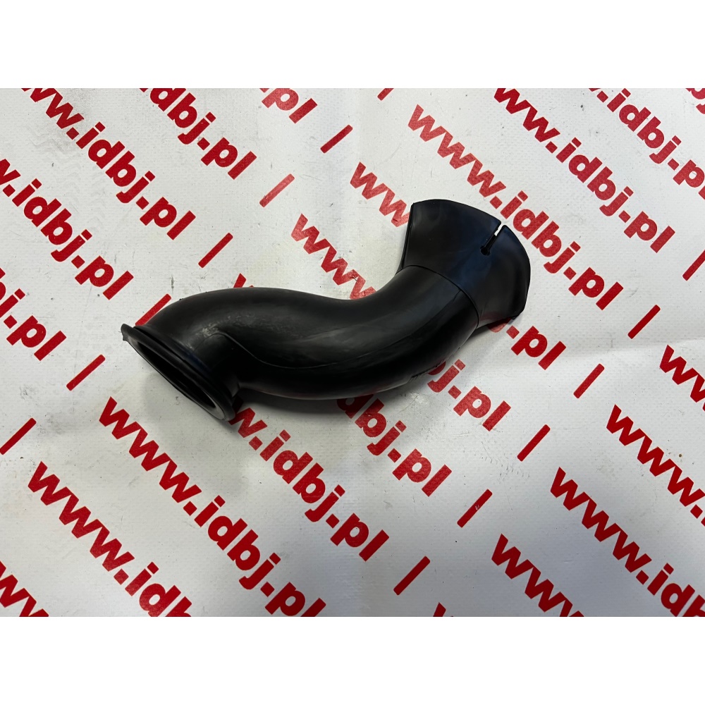 Fotografia produktu FIAT OR51909853 PRZEWÓD ODPŁYWU WODY Z PODSZYBIA FIAT PANDA 03- RURKA SPŁYWOWA WODY NA PODSZYBIU 
