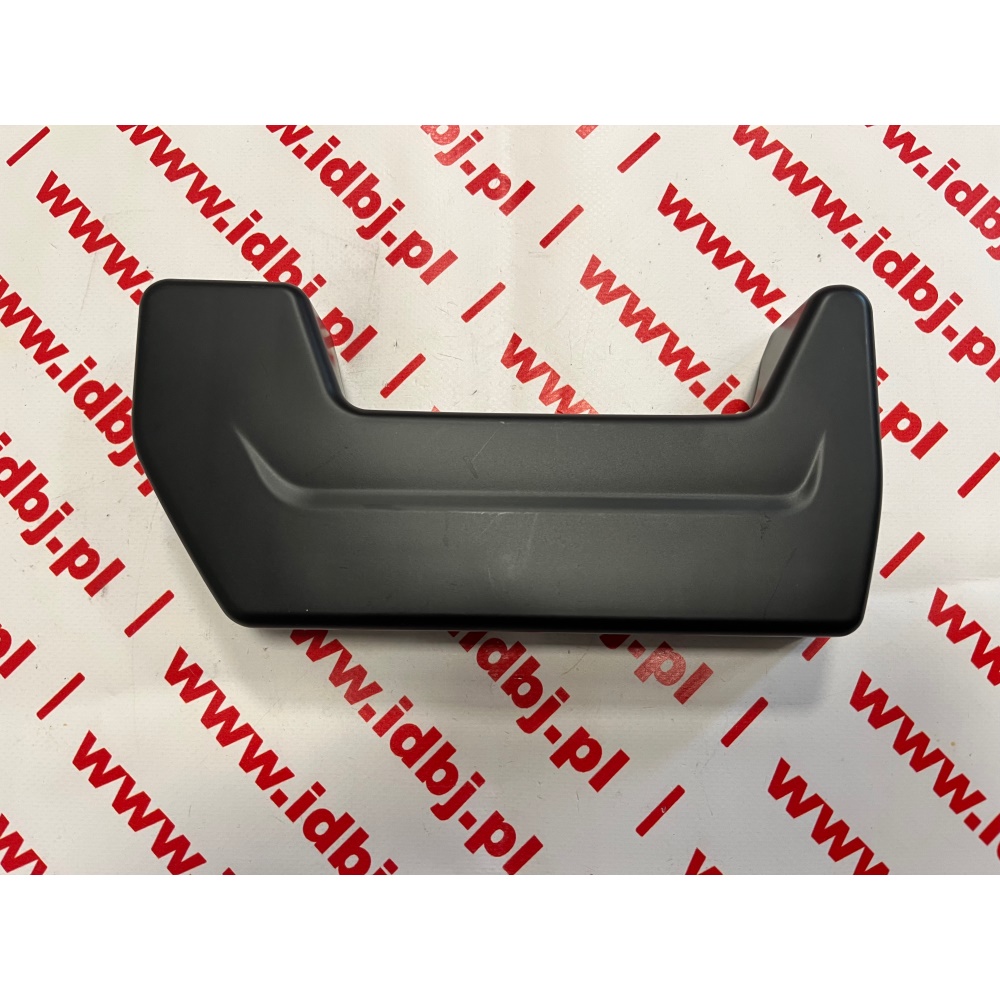 Fotografia produktu IVECO OR5802836153 NAROŻNIK, ZAŚLEPKA ZDERZAKA, BELKI OŚWIETLENIOWEJ IVECO DAILY 16- TYŁ PRAWY KOŃCÓWKA, POKRYWA BOCZNA NA KOŃCU ZDERZAKA STRONA MOCOWANIA PRAWA