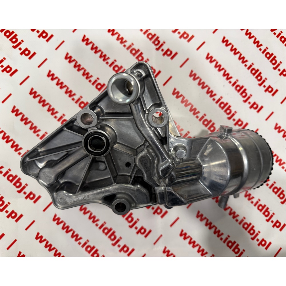 Fotografia produktu NISSENS NIS91347 CHŁODNICA OLEJU FIAT CROMA 05- 1.9 D, ASTRA H, VECTRA C 1.9 CDTI - KOMPLETNA 