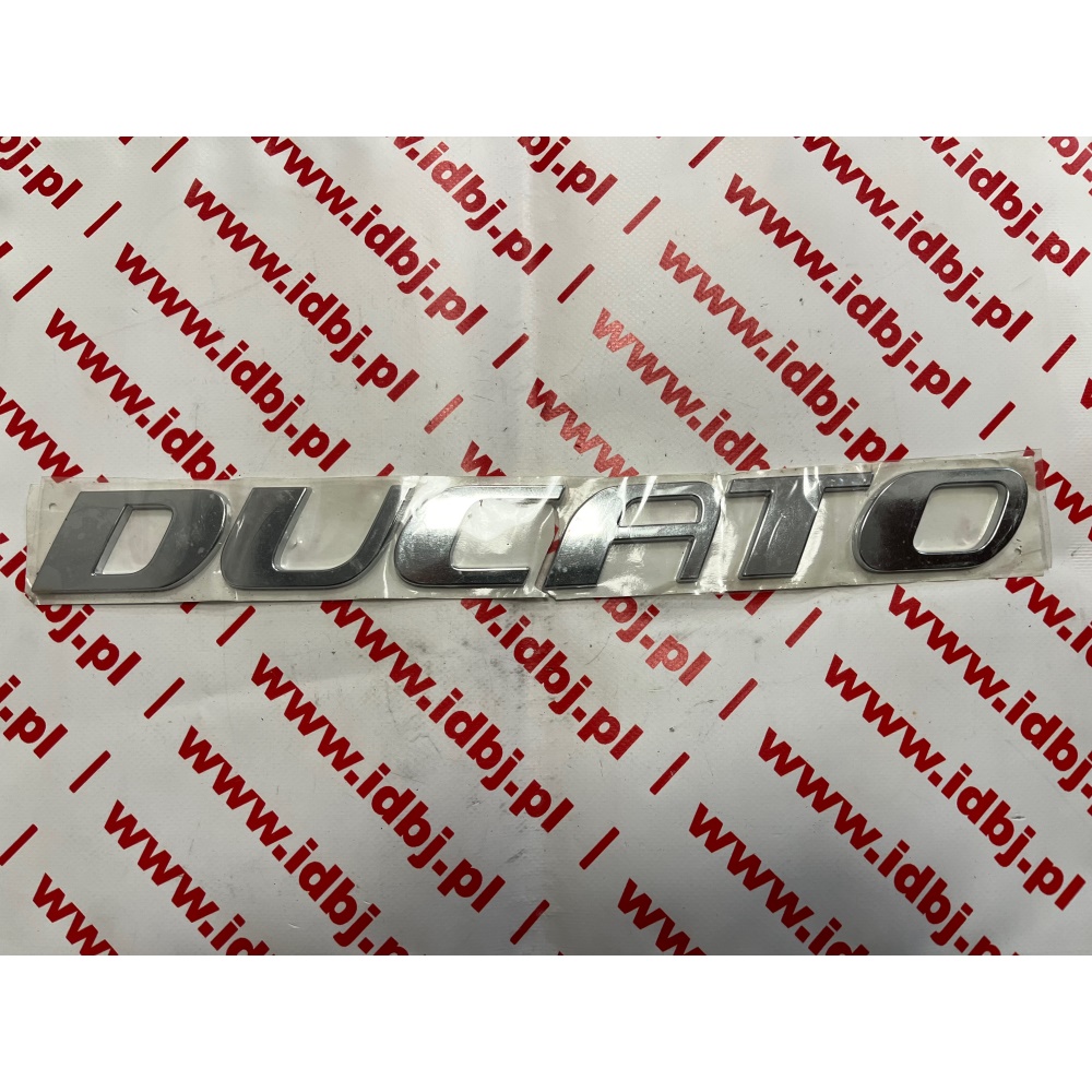 Fotografia produktu FIAT DM1375585080 EMBLEMAT, ZNACZEK, NALEPKA NAPIS FIAT DUCATO TYL 14- NAPIS DUCATO