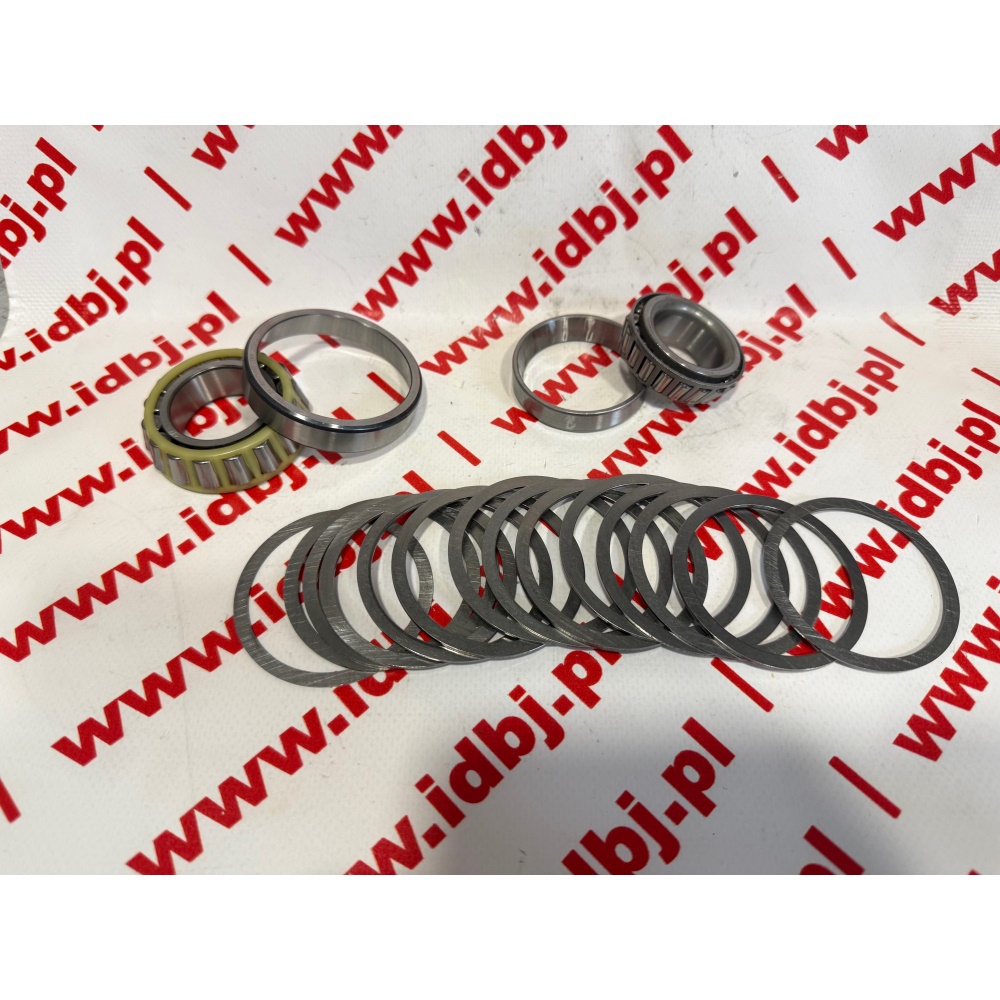 Fotografia produktu FIAT OR1611981780 ZESTAW ŁOŻYSK WAŁKA SPRZĘGŁOWEGO DUCATO, BOXER, JUMPER 06- 2.2, 2.3 JTD, HDI Silniki jtd, hdi. Przednie i tylne łożysko wałka sprzęgłowego, skrzynia 6 biegowa, plus podkładki regulujące.