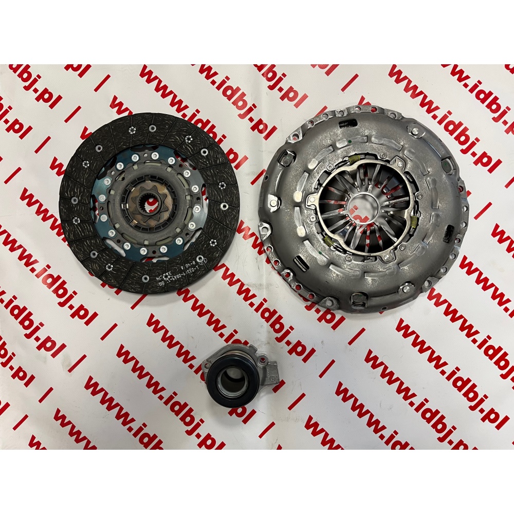 Fotografia produktu LUK LUK624340334 SPRZĘGŁO  KOMPLETNE OPEL ASTRA J 09- SPRZĘŁO ZESTAW KOMPLET Z WYSPRZĘGLIKIEM