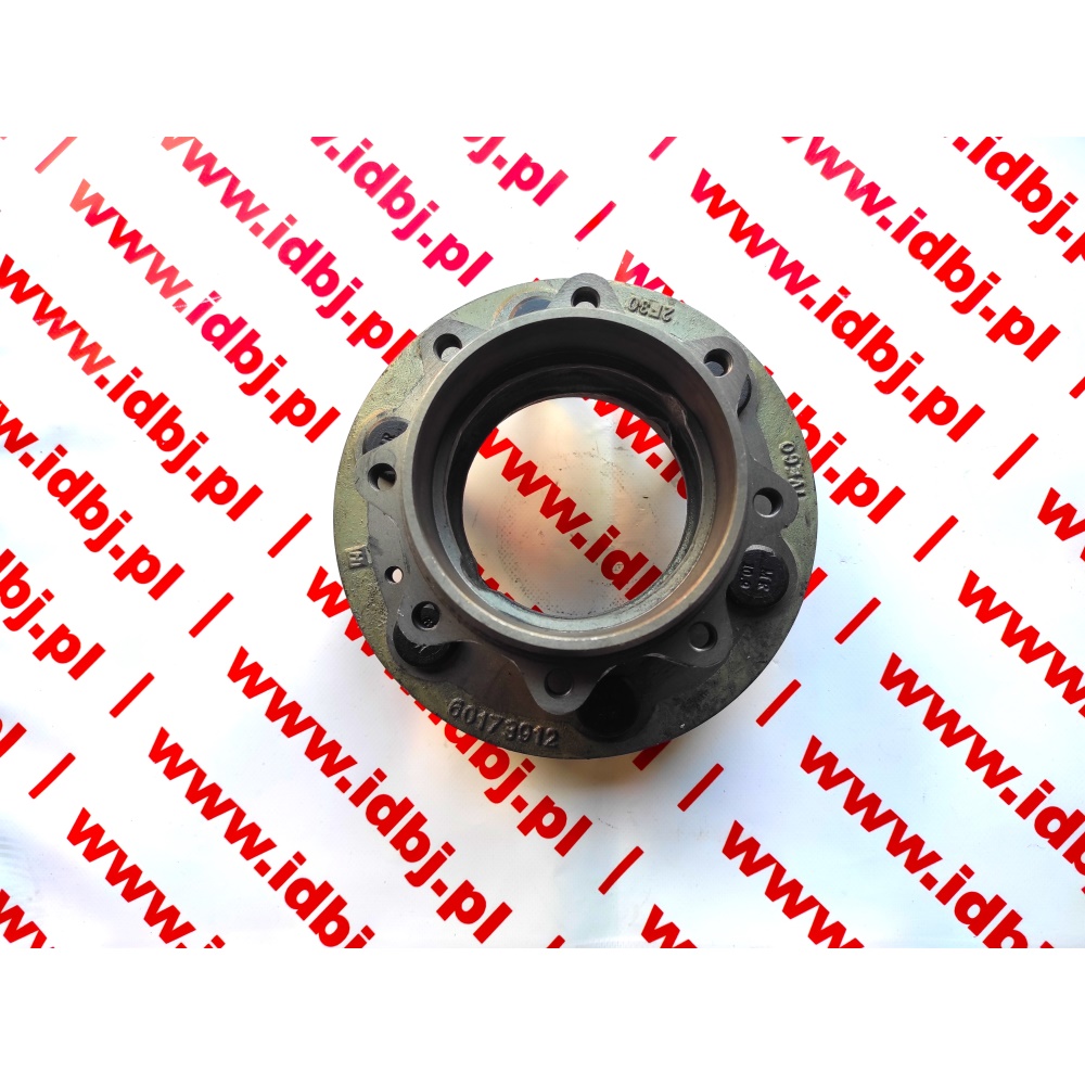 Fotografia produktu PAMMELSON PAM17290390 PIASTA KOŁA OSI NAPĘDOWEJ IVECO DAILY WOJSKOWE WM 90 4X4 PRZÓD PRAWA, LEWA Piasta przedniego koła napedowego, strona pasowania prawa i lewa. Front drive axle wheel hub, Iveco Daily  90-, 96- 40.13WM, military VM, WM 90 4x4, right or left side (also used in iveco military vehicles)